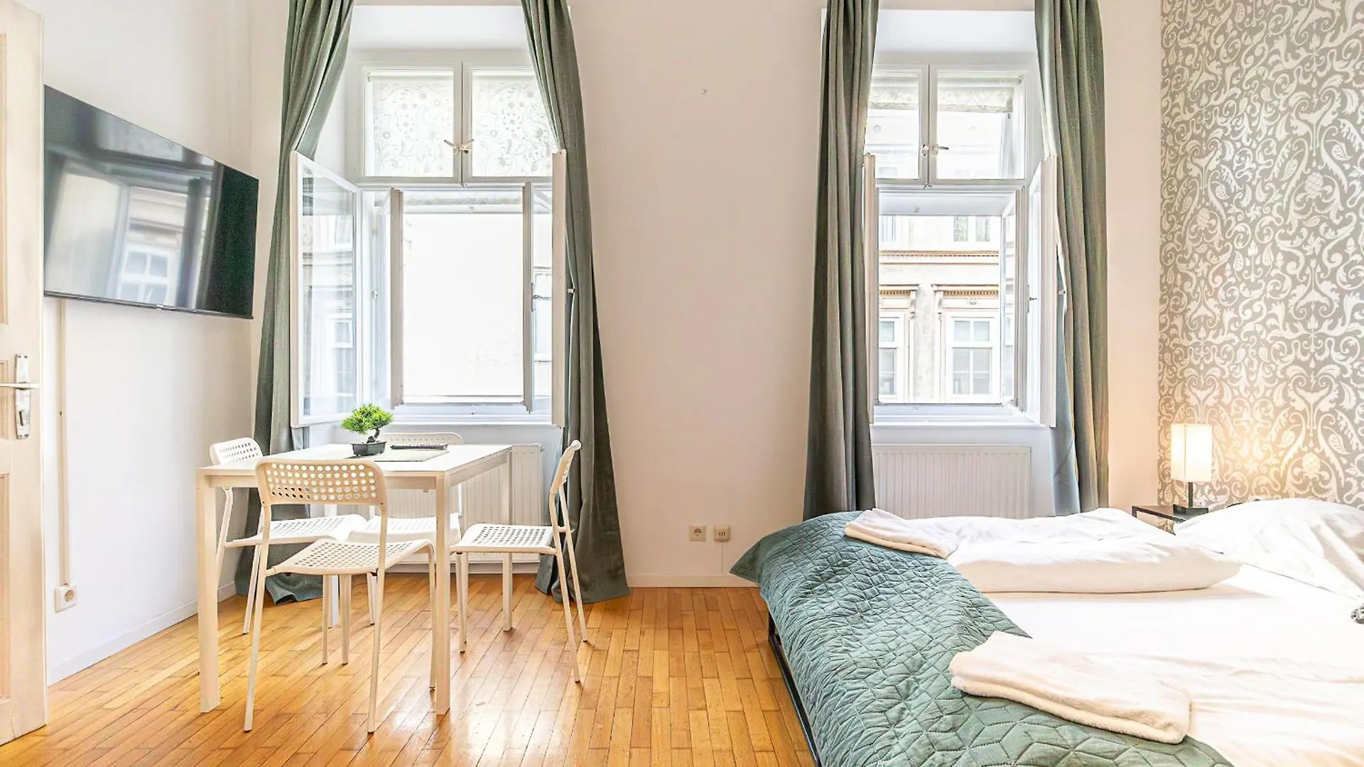 Friendly 2Br Apt Near Rennweg & Belvedere Palace Viena