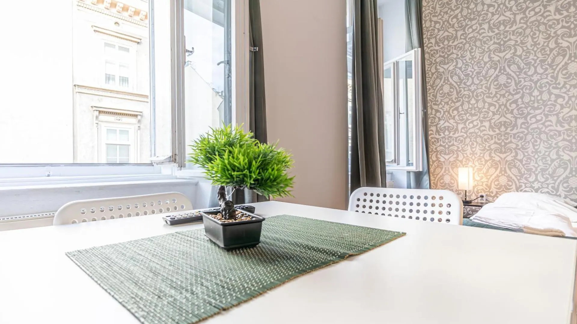 Friendly 2Br Apt Near Rennweg & Belvedere Palace Viena 0*,