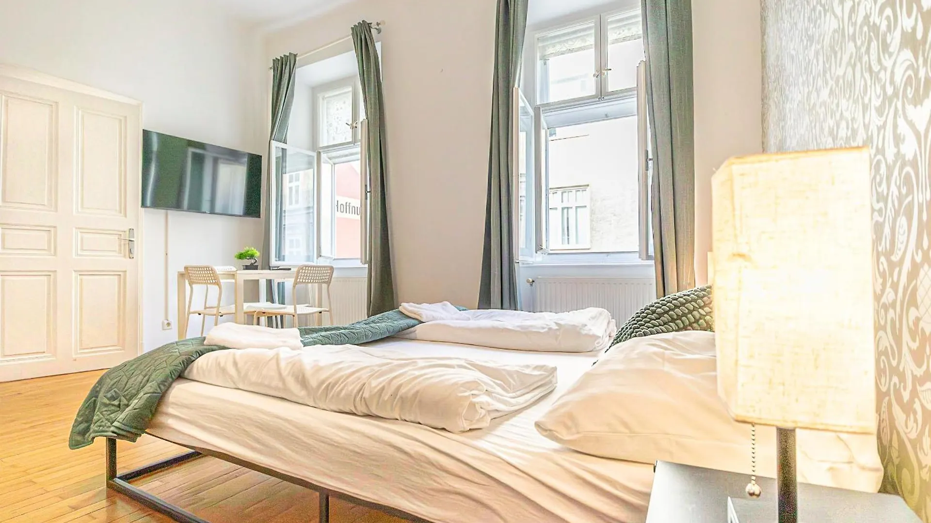 Friendly 2Br Apt Near Rennweg & Belvedere Palace Viena